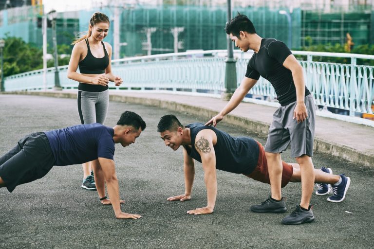 How Group Training in Bangkok Revolutionizing Fitness 2 How Group Training in Bangkok Revolutionizing Fitness 1